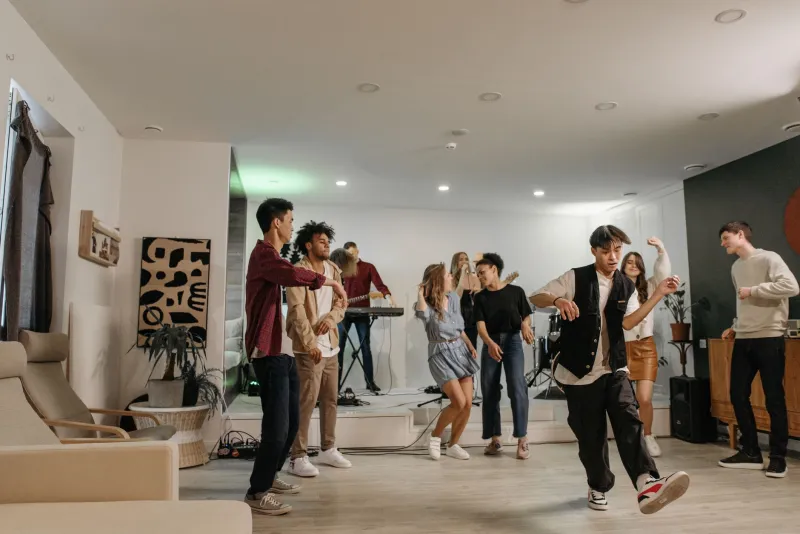 American Gen Z Is Obsessed With a Music Scene That Doesn't Have an English Name Yet