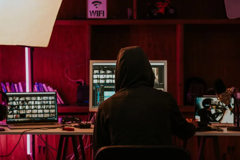 Infinite Content, Zero Common Ground: How Streaming Killed the Shared Moment